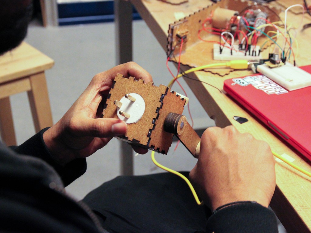 arvind testing a crank arm